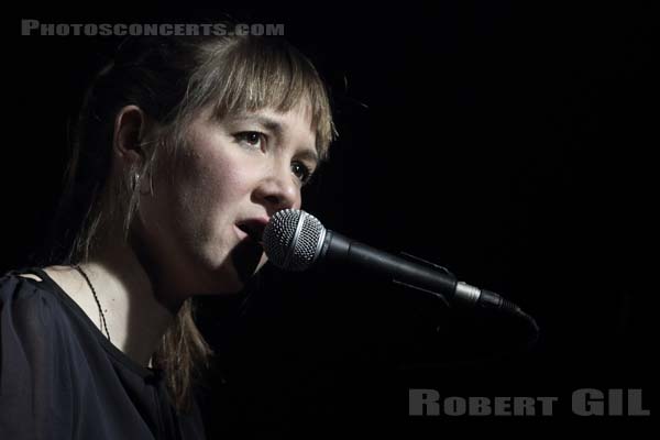 SOPHIE HUNGER - 2015-12-07 - PARIS - Le Trianon - Emilie Jeanne-Sophie Welti